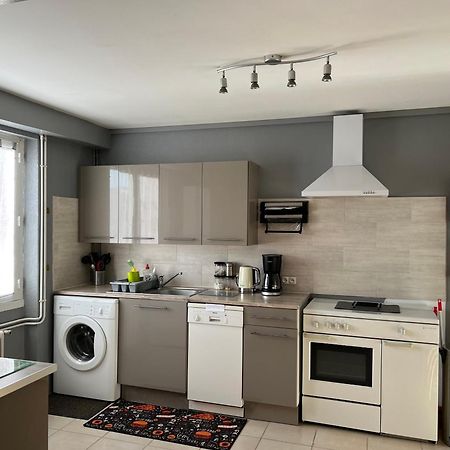 Апартаменты Gite Du St Martin Oradour-Fanais Экстерьер фото